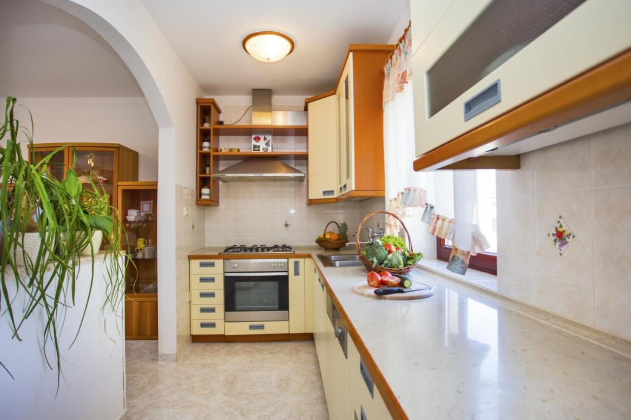 Holiday Home Elvis, Village Kujici Hreljići Exterior foto