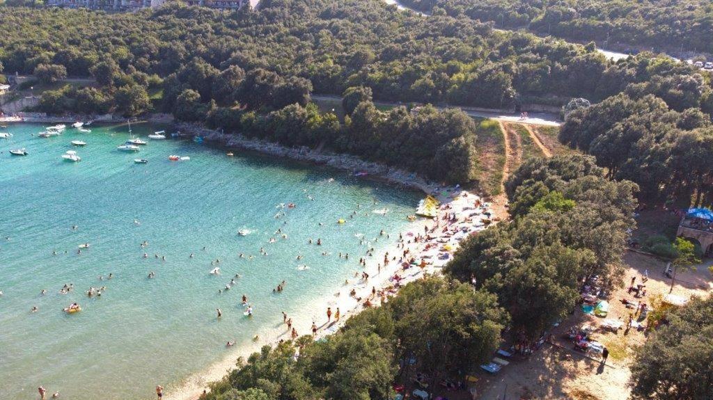 Holiday Home Elvis, Village Kujici Hreljići Exterior foto